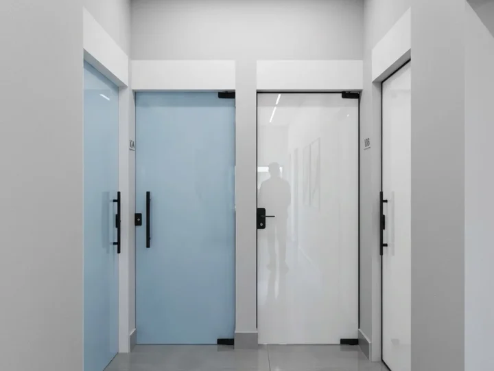 Fechamento de Ambientes e Sacadas